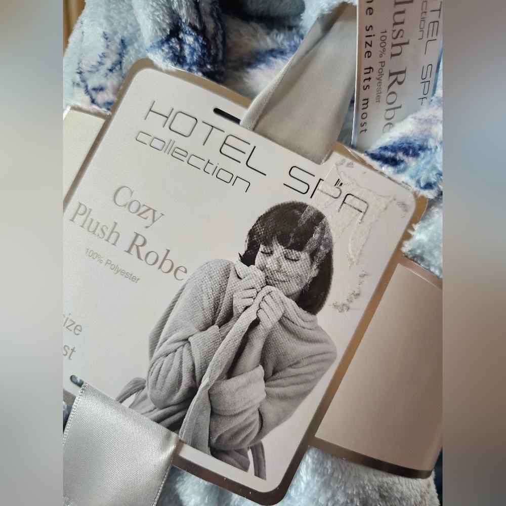🔴NWT HOTEL SPA Collection Robe (OS) - Picture 5 of 6